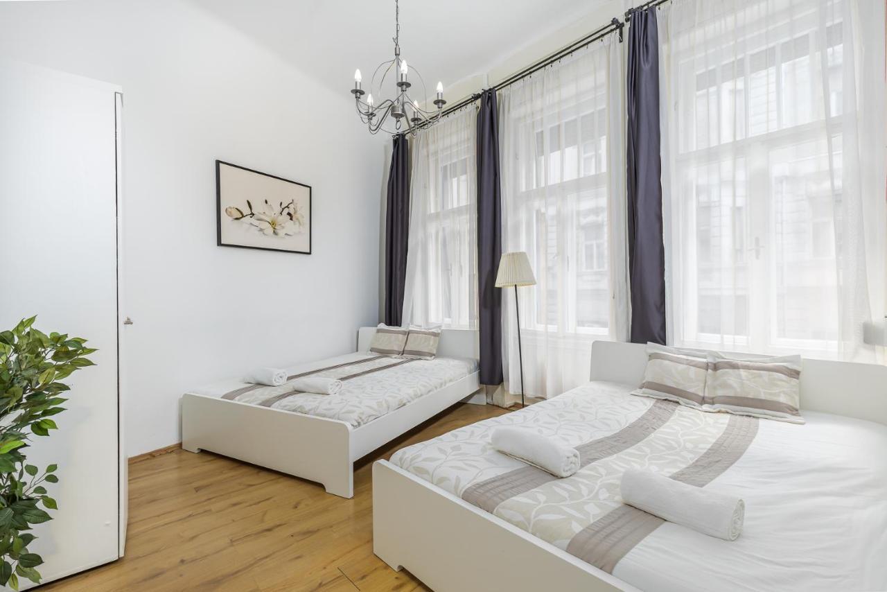 Real Apartments Wesselenyi บูดาเปสต์ ภายนอก รูปภาพ