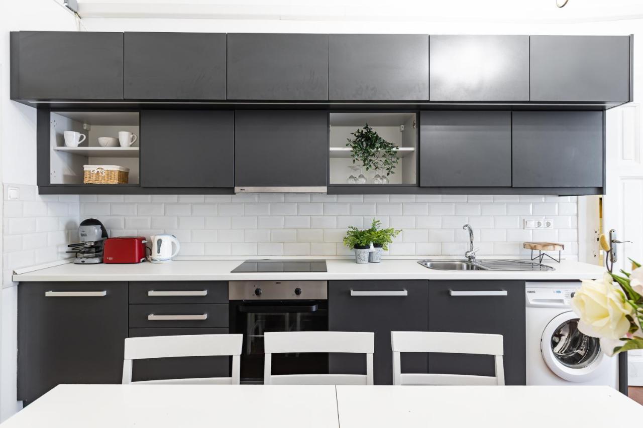 Real Apartments Wesselenyi บูดาเปสต์ ภายนอก รูปภาพ