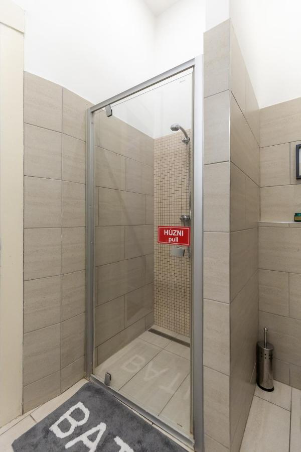 Real Apartments Wesselenyi บูดาเปสต์ ภายนอก รูปภาพ