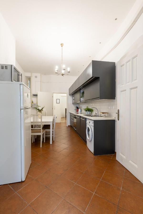 Real Apartments Wesselenyi บูดาเปสต์ ภายนอก รูปภาพ